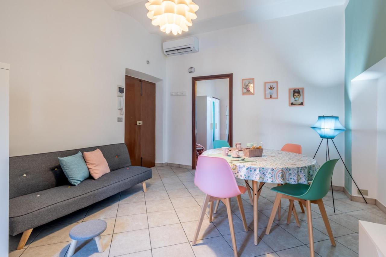 La Verde Rosa - Casa Vacanze A Due Passi Dal Lago Marta Luaran gambar