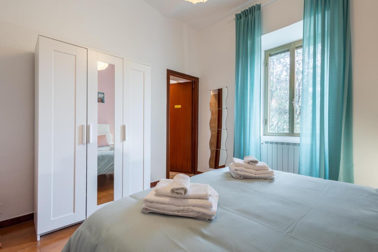 La Verde Rosa - Casa Vacanze A Due Passi Dal Lago Marta Luaran gambar
